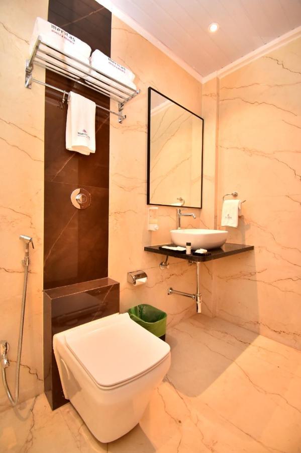 Meritas Aura Resort Lonavala Extérieur photo