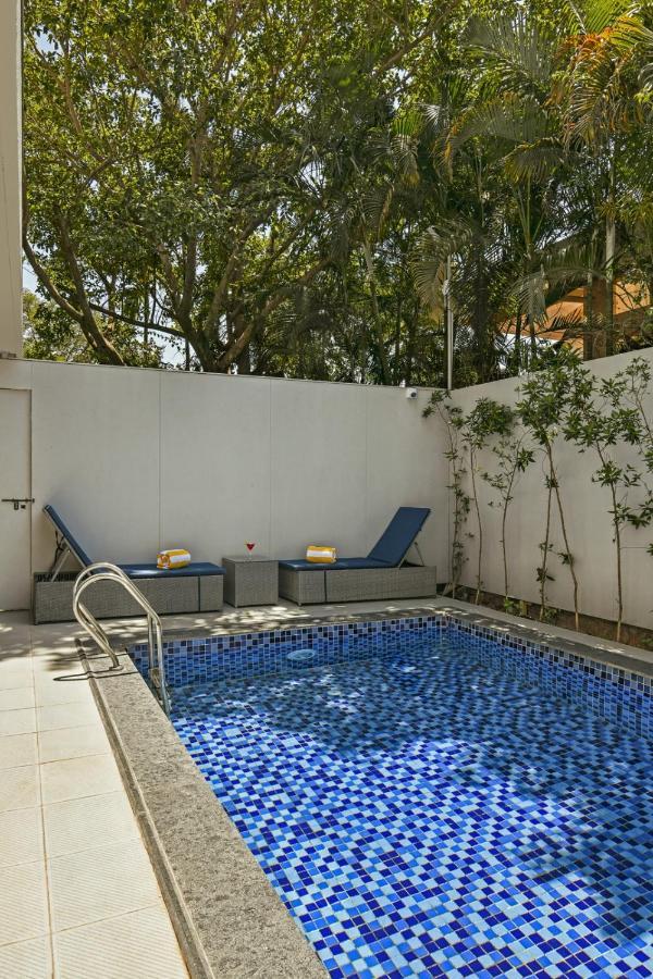 Meritas Aura Resort Lonavala Extérieur photo