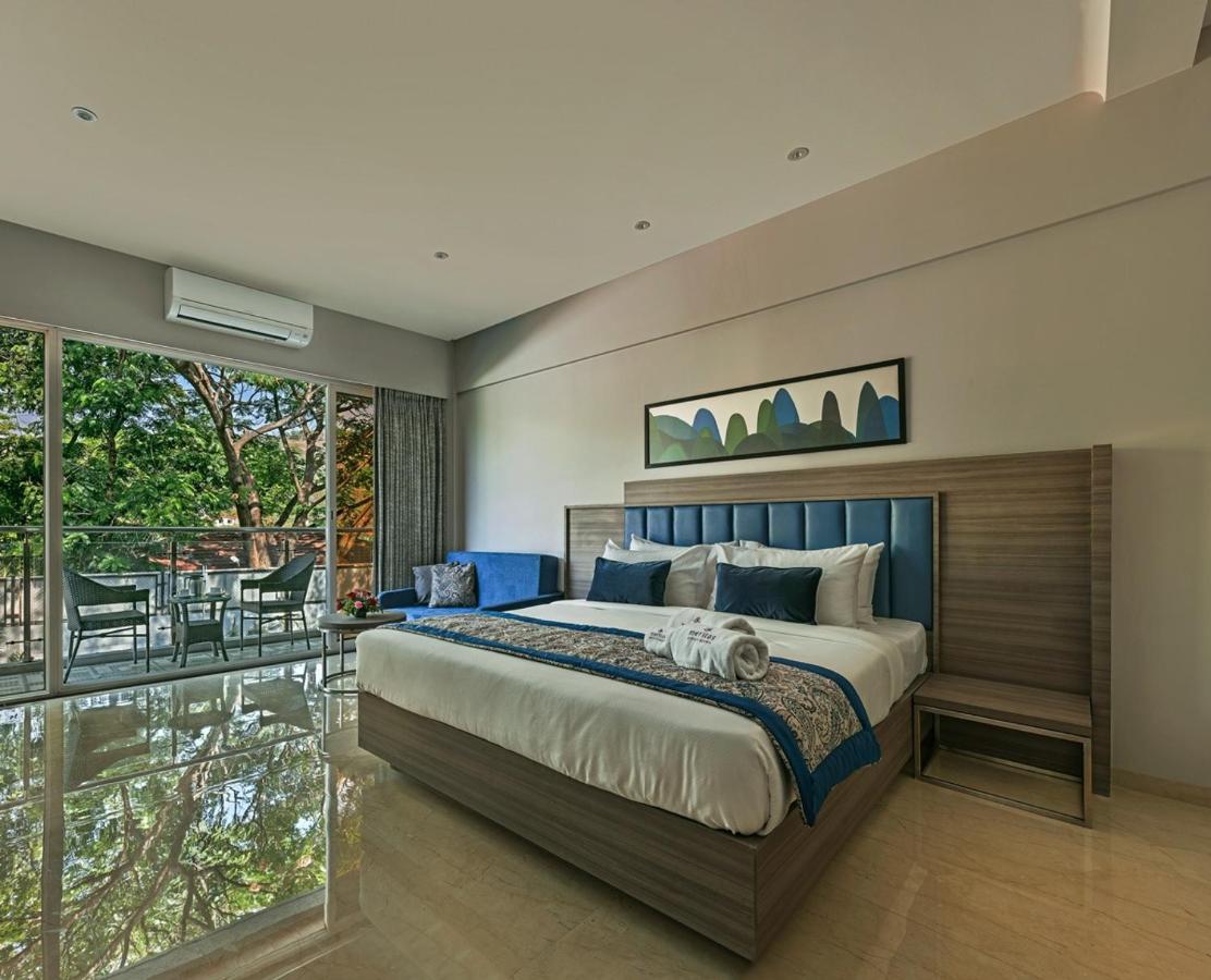 Meritas Aura Resort Lonavala Extérieur photo